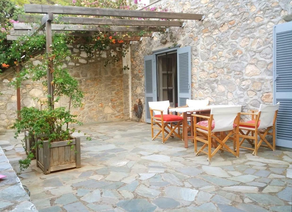 Pine Trees And Sea View Houses In Hydra - Daphne, Chloe, Myrto, Eleni Екстер'єр фото